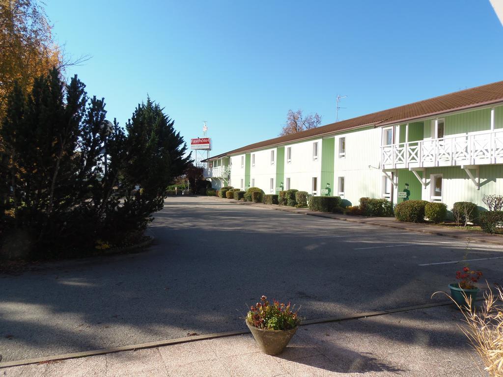 Fasthotel Geneve Gex Exterior photo